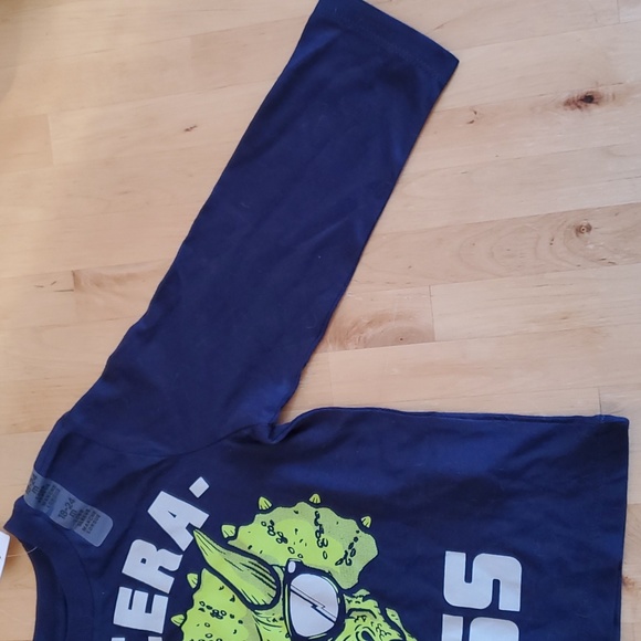 Brand New Tricera Boss Graphic Tee - Picture 4 of 8